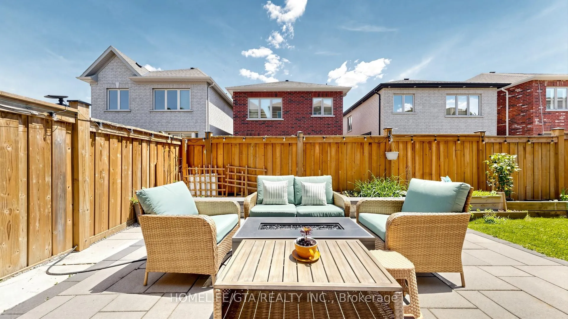 Photo 31 of 1067 Purus Path, Pickering, Rural Pickering — HOMEH