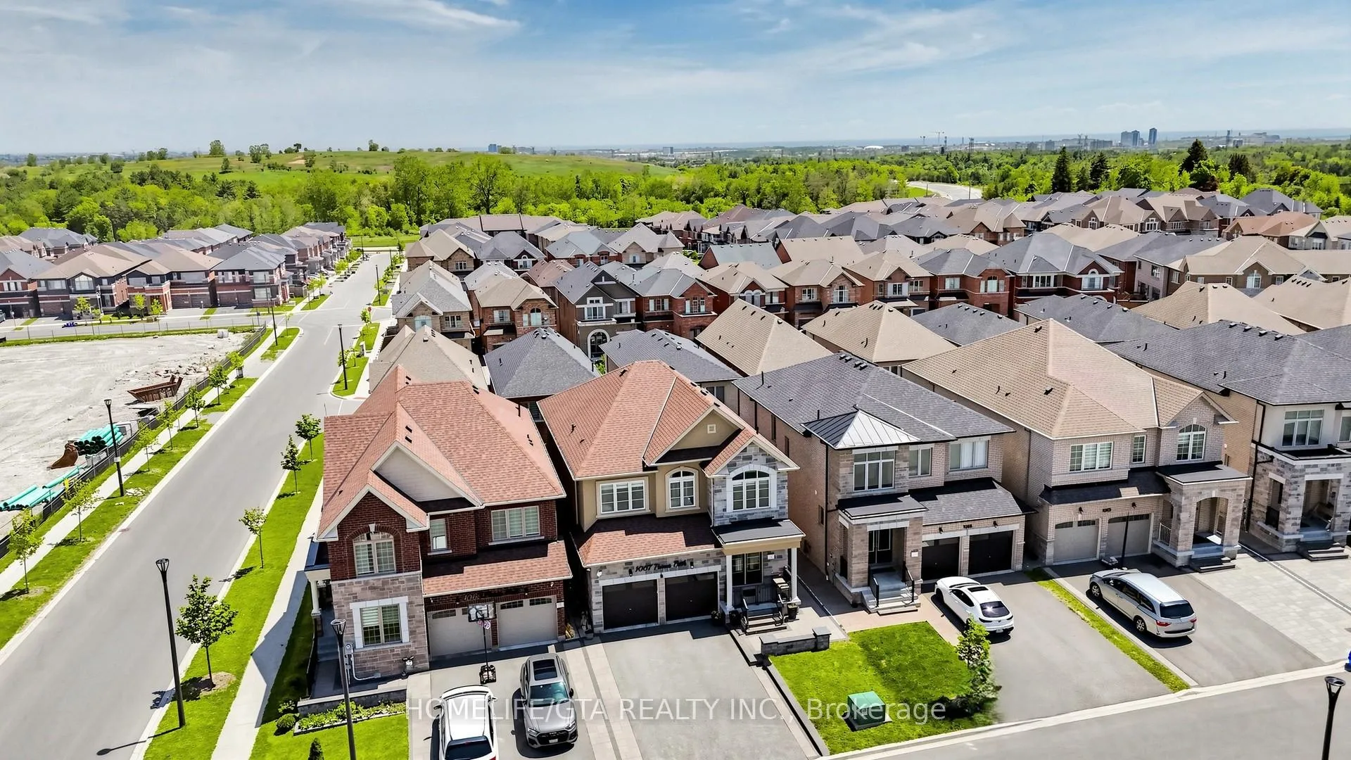 Photo 32 of 1067 Purus Path, Pickering, Rural Pickering — HOMEH