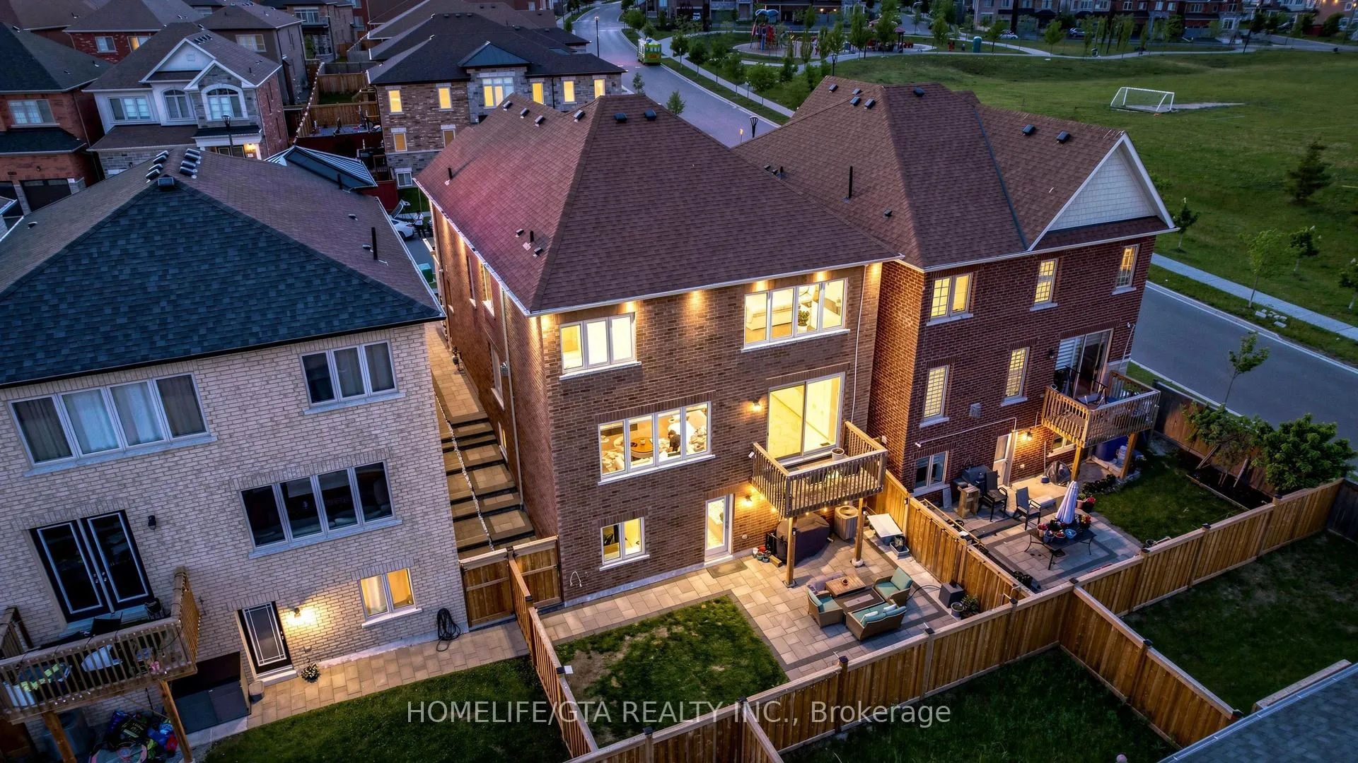 Photo 47 of 1067 Purus Path, Pickering, Rural Pickering — HOMEH