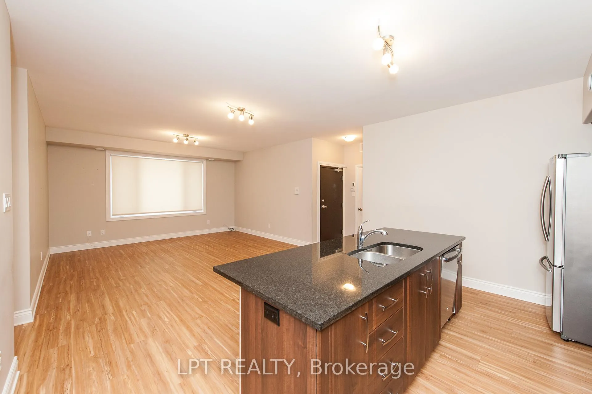 Photo 4 of Unit D, 3524 McBean Street, Ottawa, Richmond — HOMEH