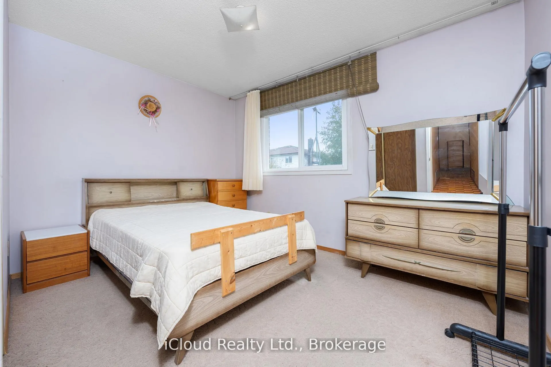 Photo 24 of 35 Carter Drive, Brampton, Brampton North — HOMEH