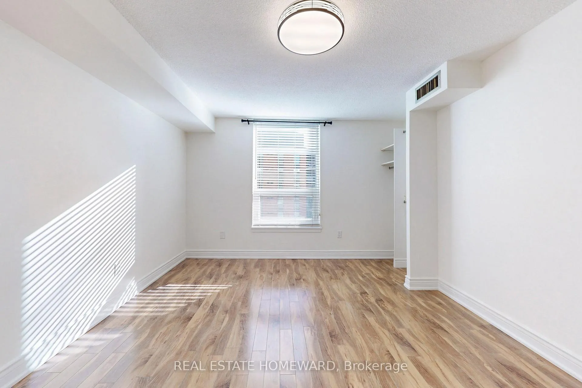 Photo 13 of Unit 1827, 77 Maitland Place, Toronto, Cabbagetown-South St. James Town — HOMEH
