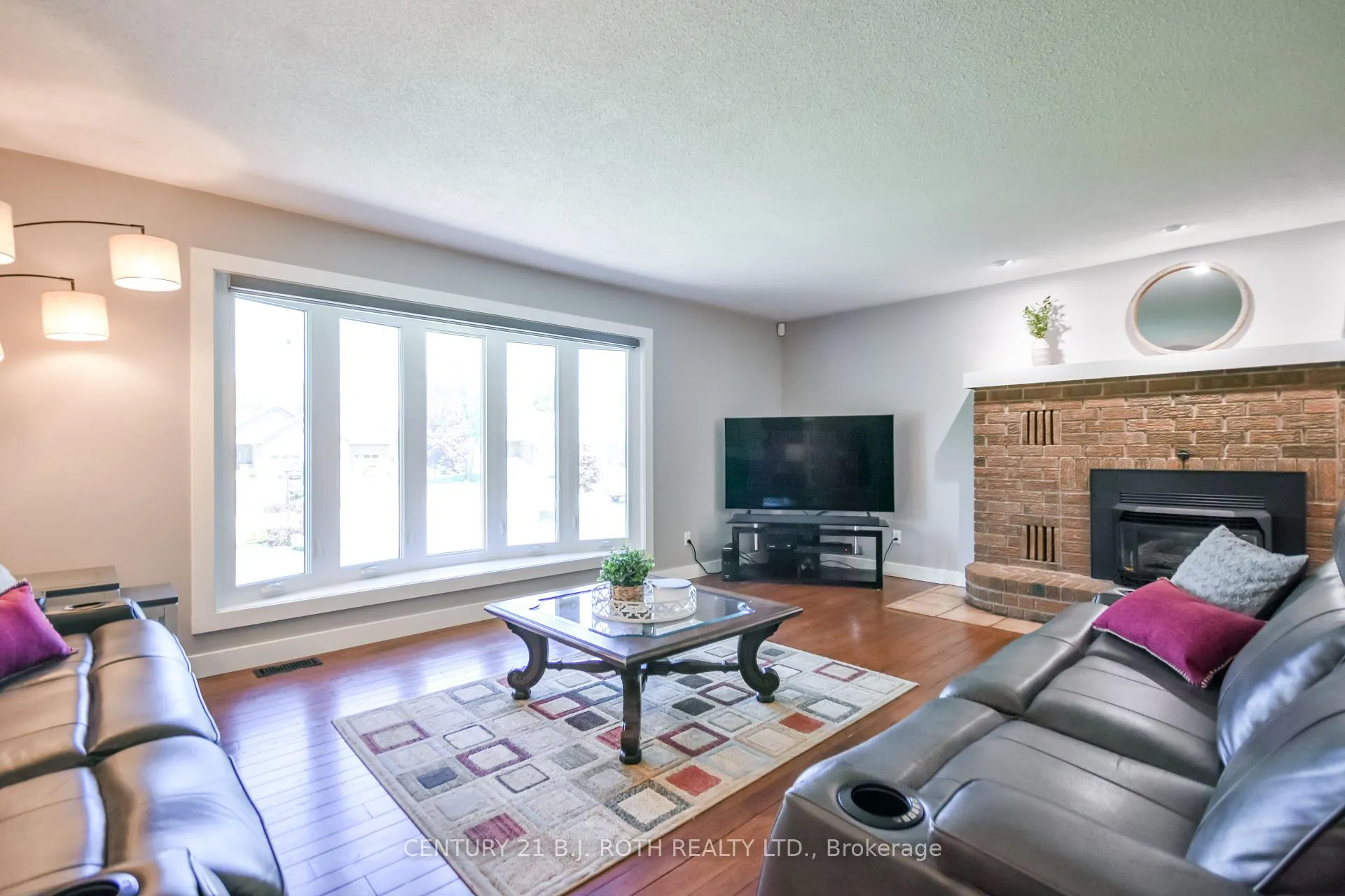 Photo 5 of 183 Bayshore Drive, Ramara, Rural Ramara — HOMEH