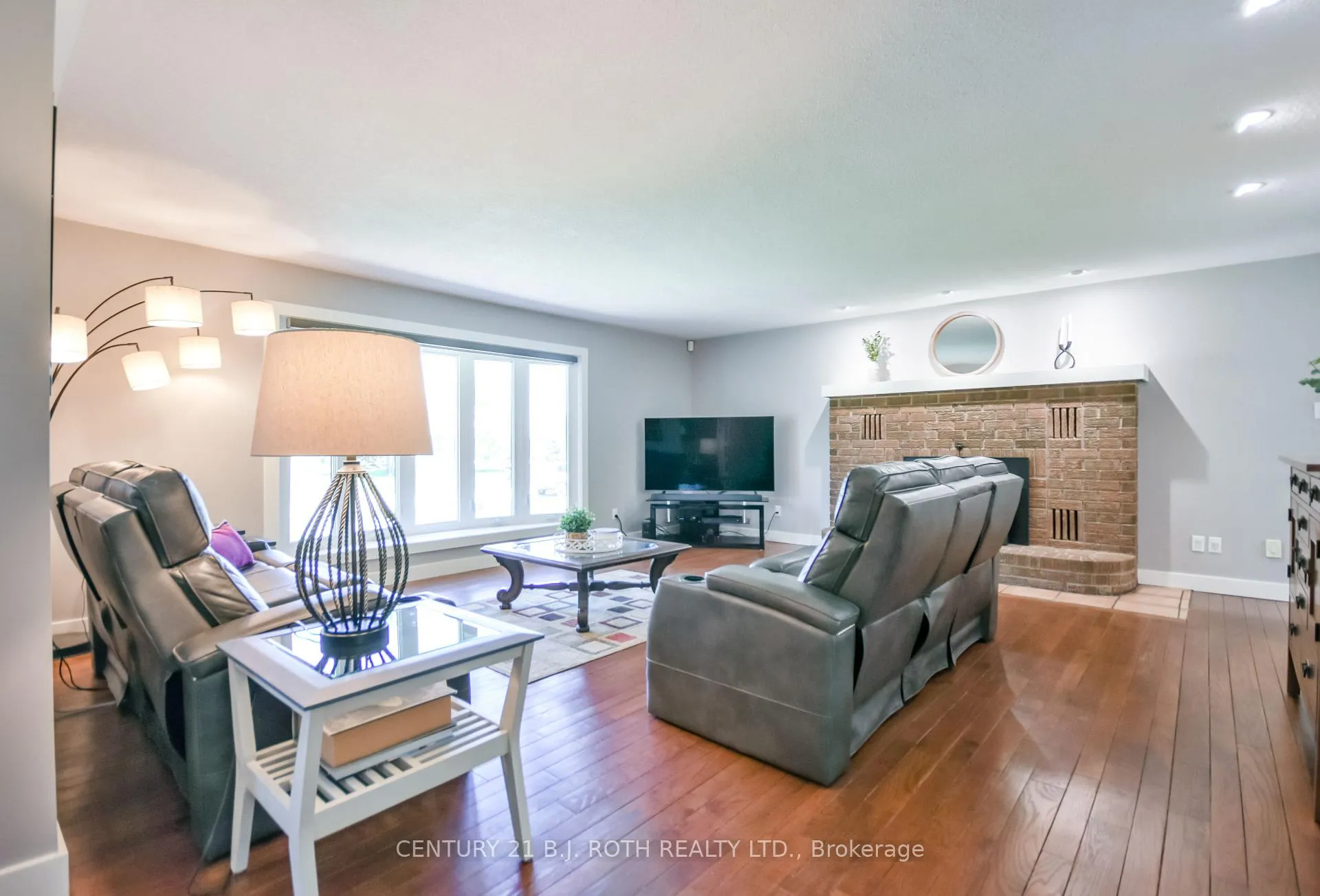 Photo 6 of 183 Bayshore Drive, Ramara, Rural Ramara — HOMEH