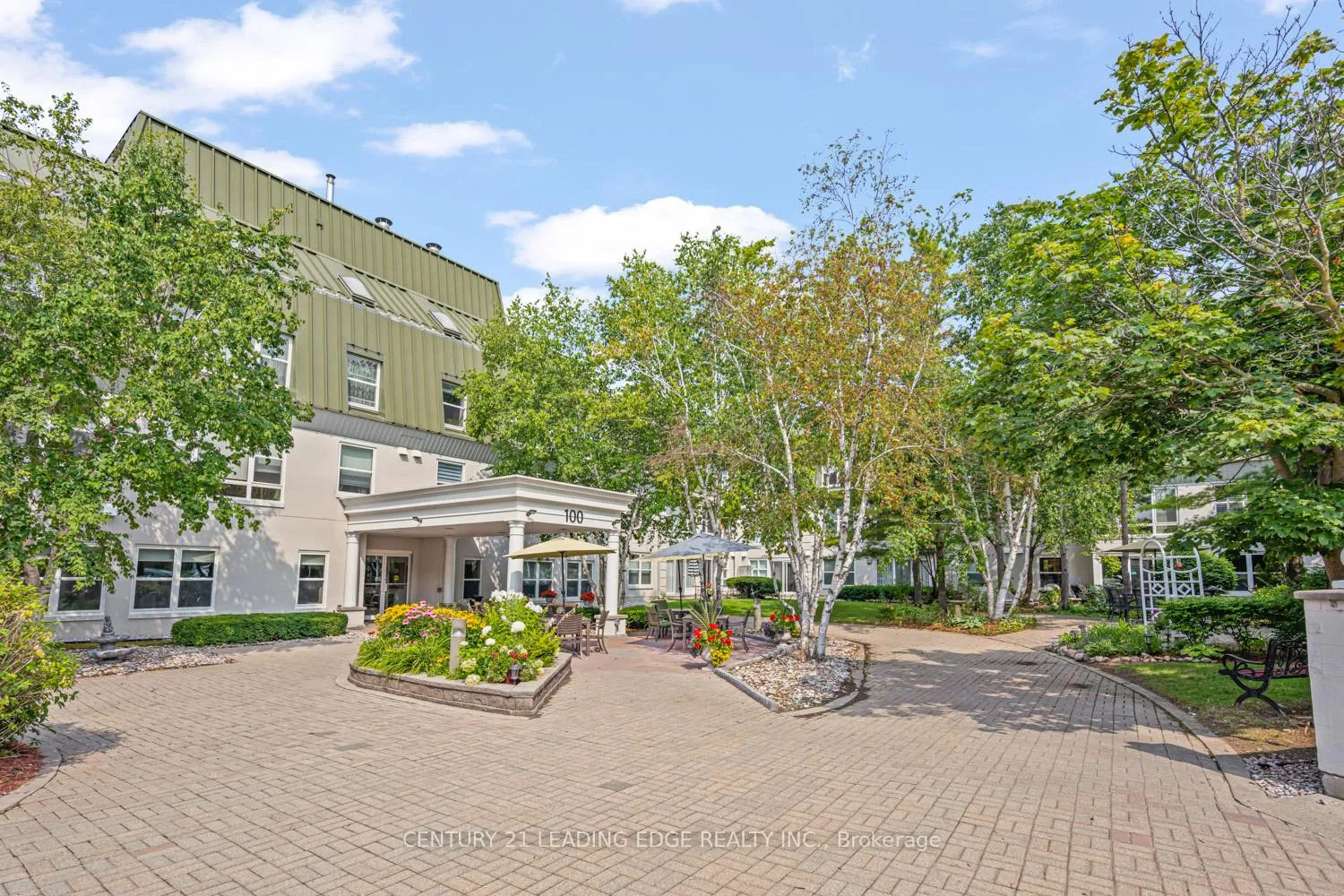 Photo 1 of Unit 232, 100 Anna Russell Way, Markham, Unionville — HOMEH