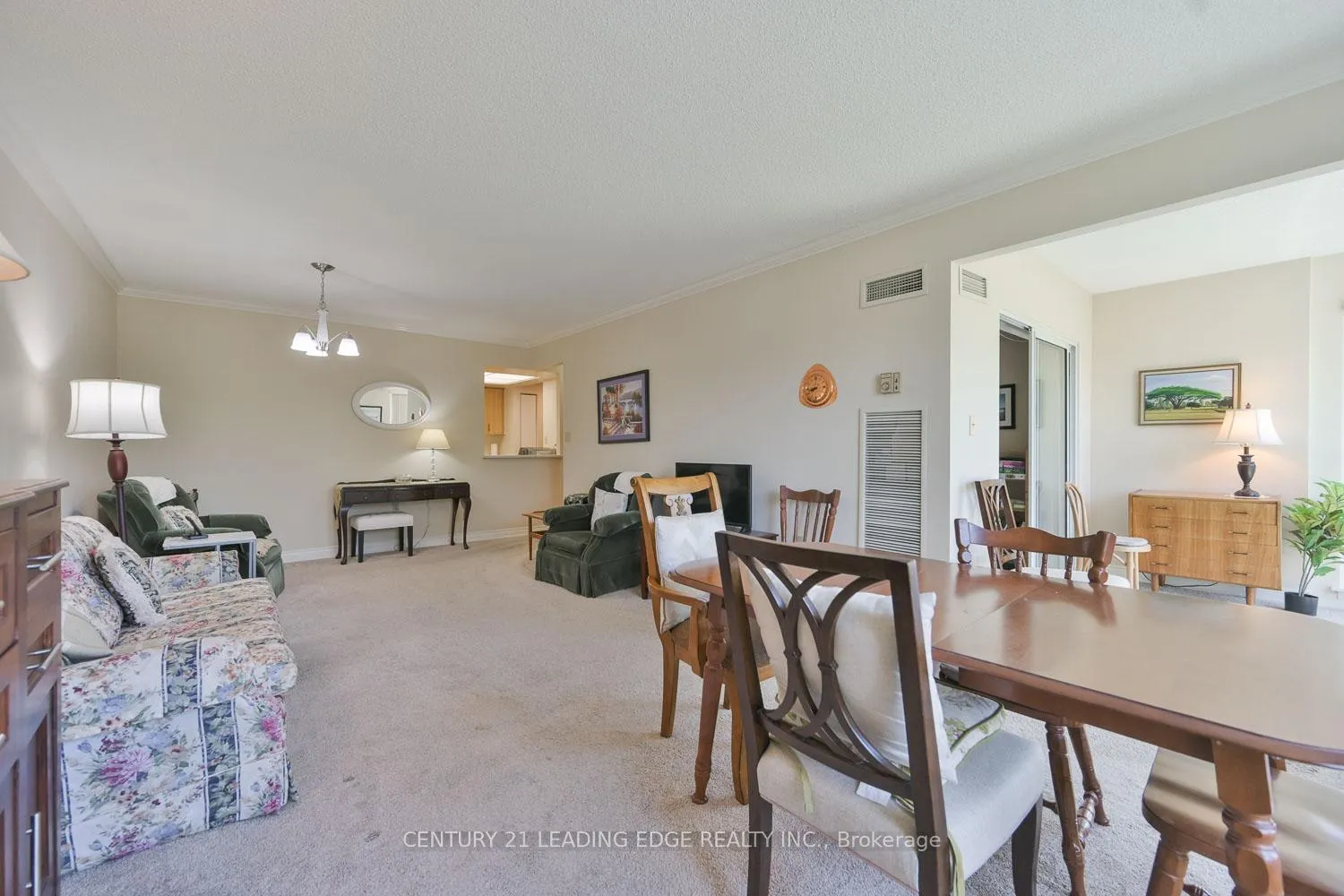 Photo 14 of Unit 232, 100 Anna Russell Way, Markham, Unionville — HOMEH