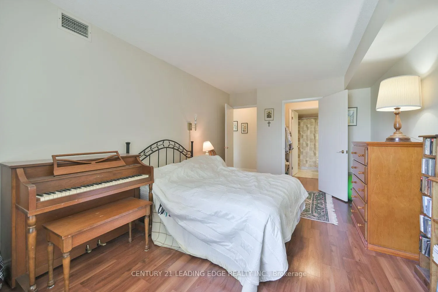 Photo 20 of Unit 232, 100 Anna Russell Way, Markham, Unionville — HOMEH