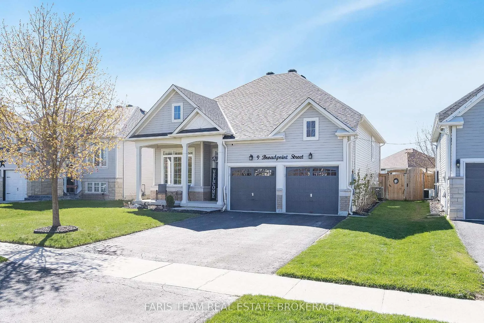 Photo 3 of 9 Broadpoint Street, Wasaga Beach — HOMEH