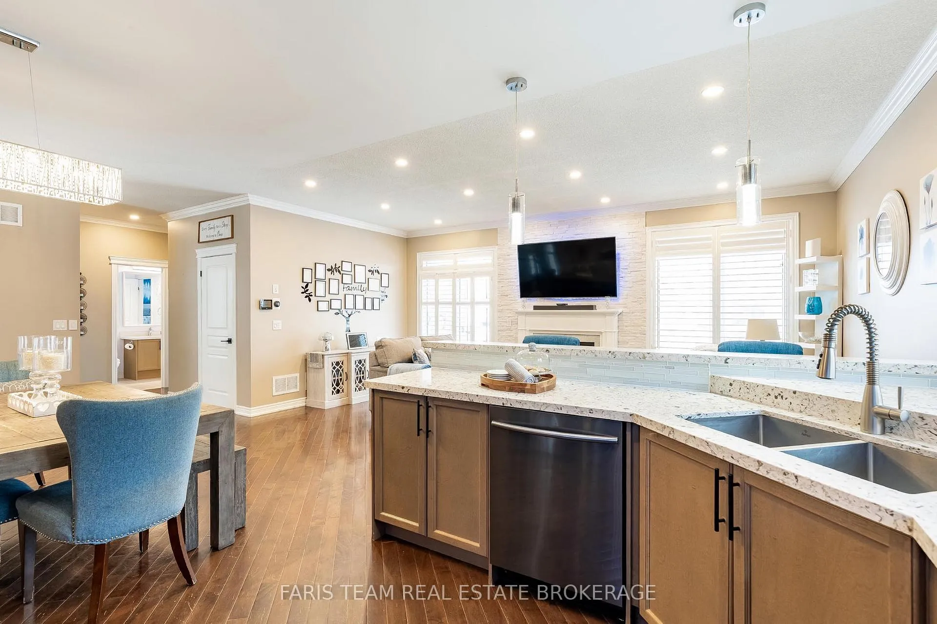 Photo 8 of 9 Broadpoint Street, Wasaga Beach — HOMEH