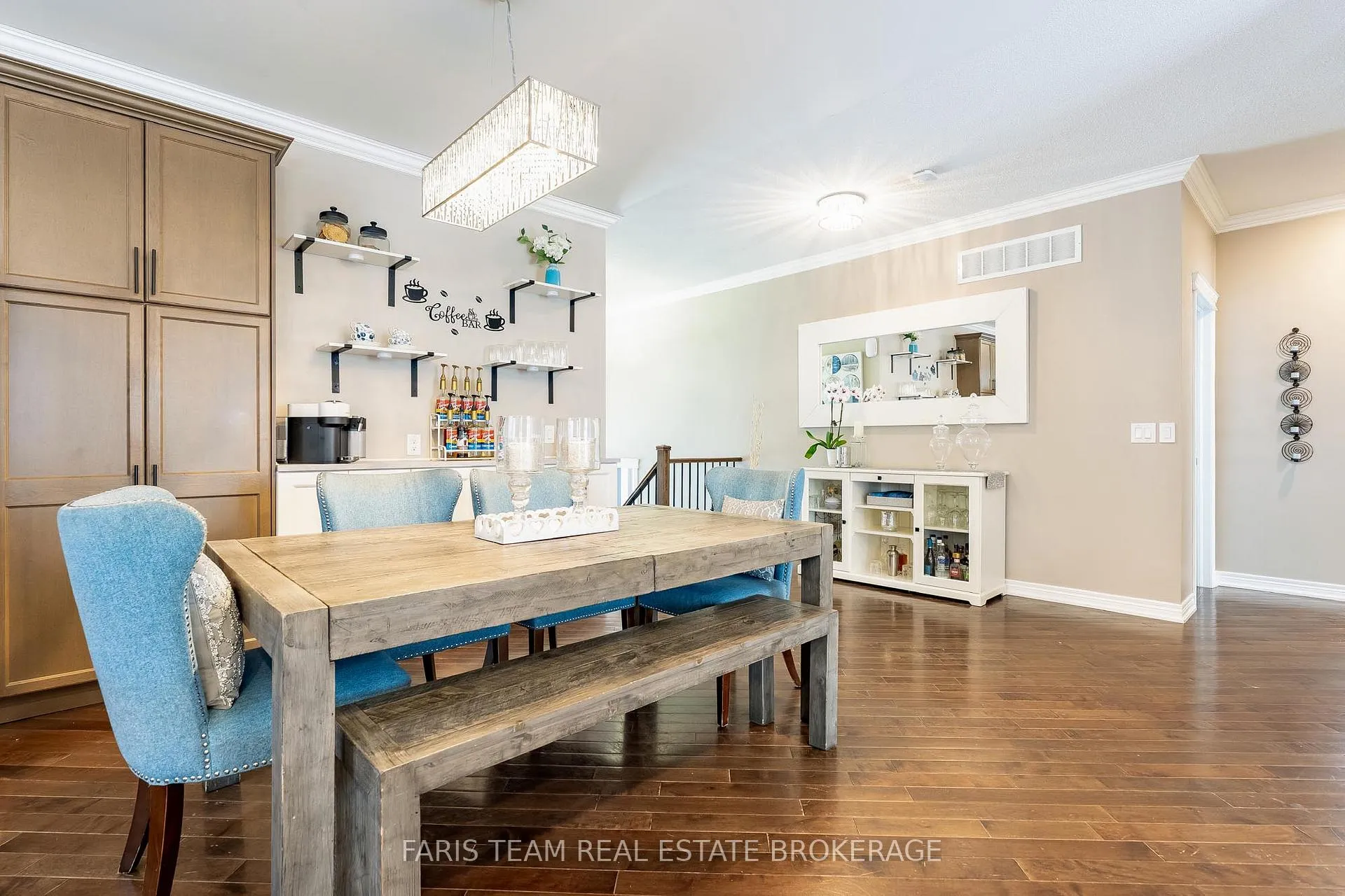 Photo 10 of 9 Broadpoint Street, Wasaga Beach — HOMEH