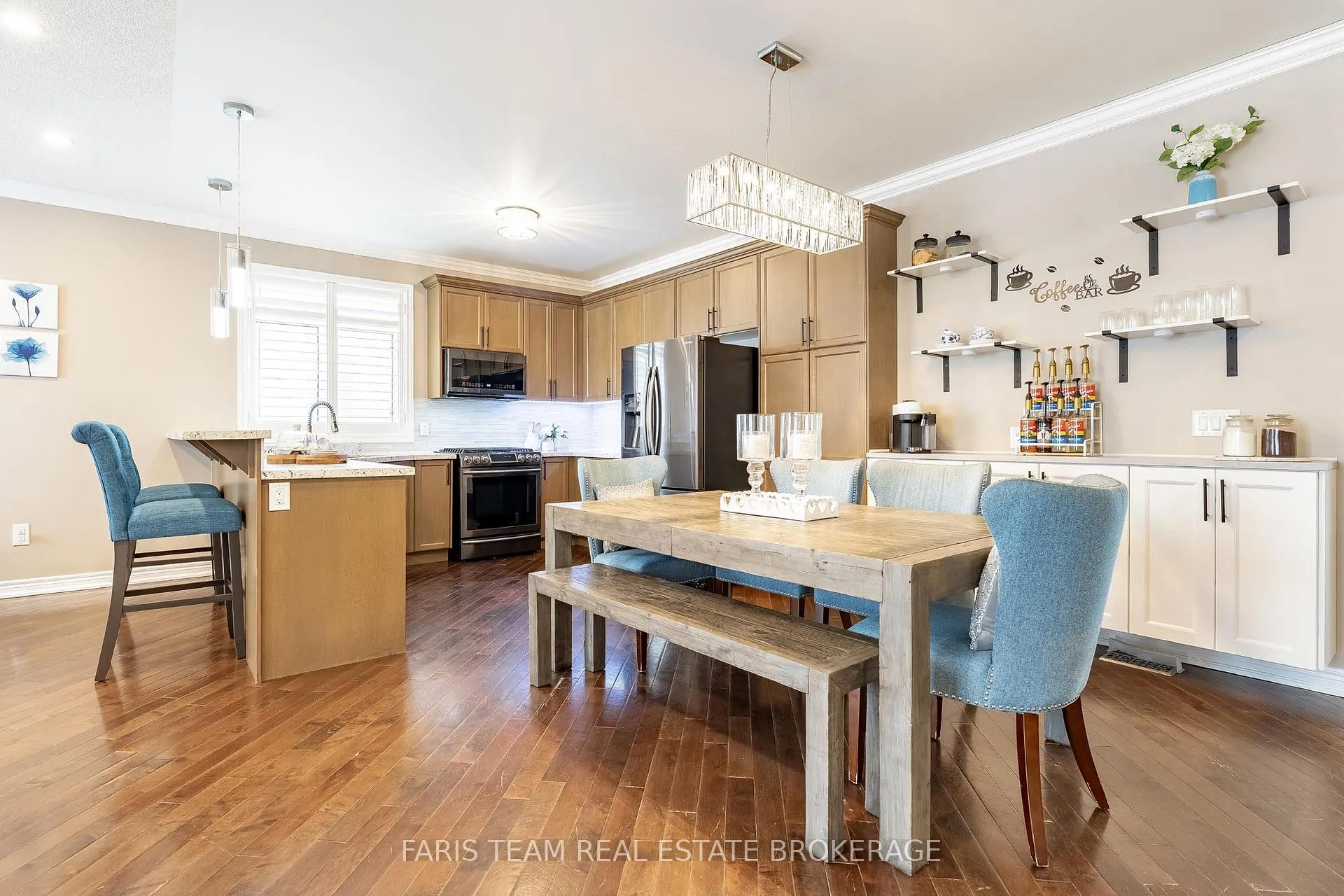 Photo 11 of 9 Broadpoint Street, Wasaga Beach — HOMEH