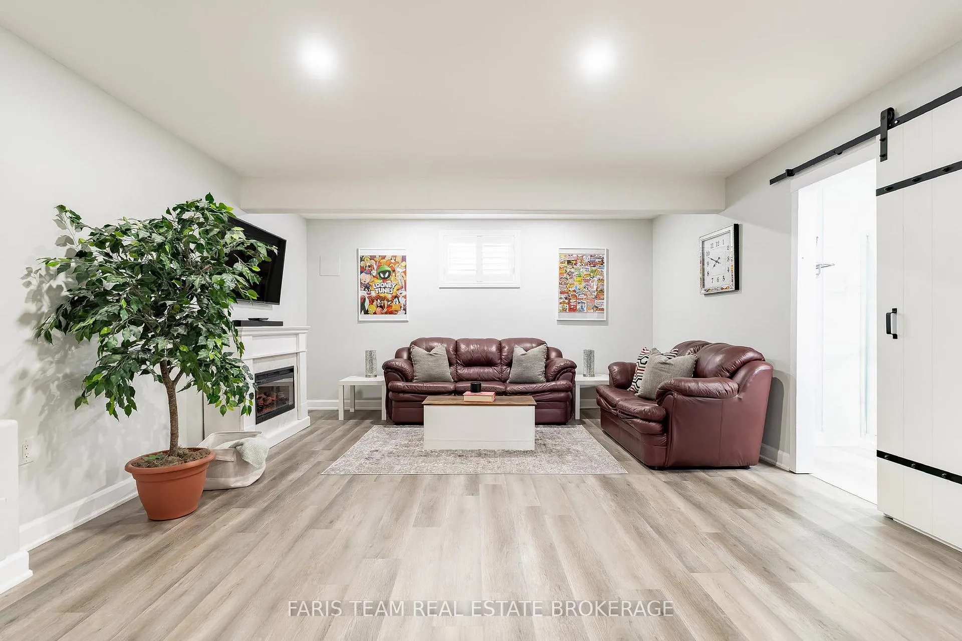 Photo 22 of 9 Broadpoint Street, Wasaga Beach — HOMEH