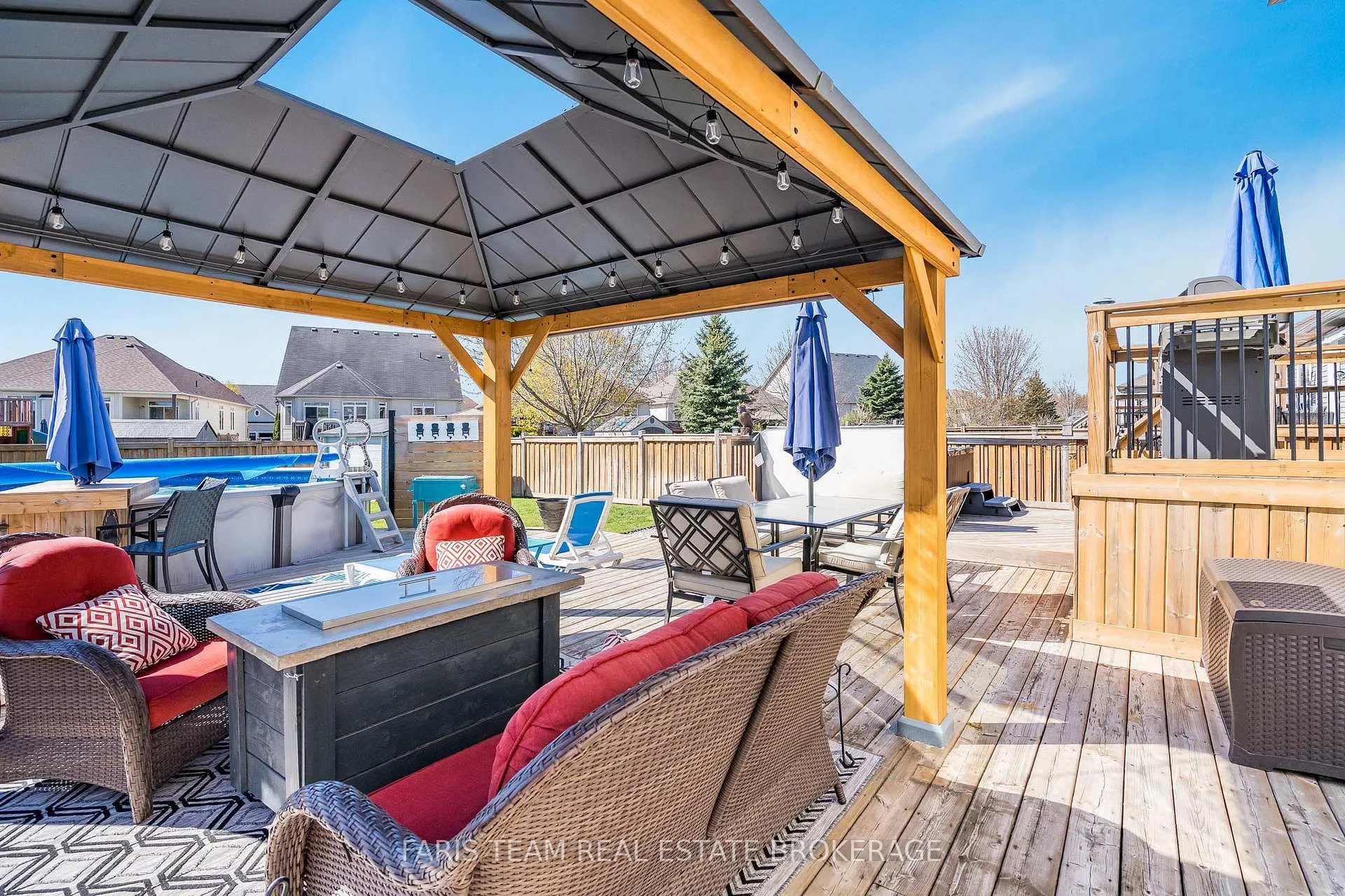 Photo 32 of 9 Broadpoint Street, Wasaga Beach — HOMEH