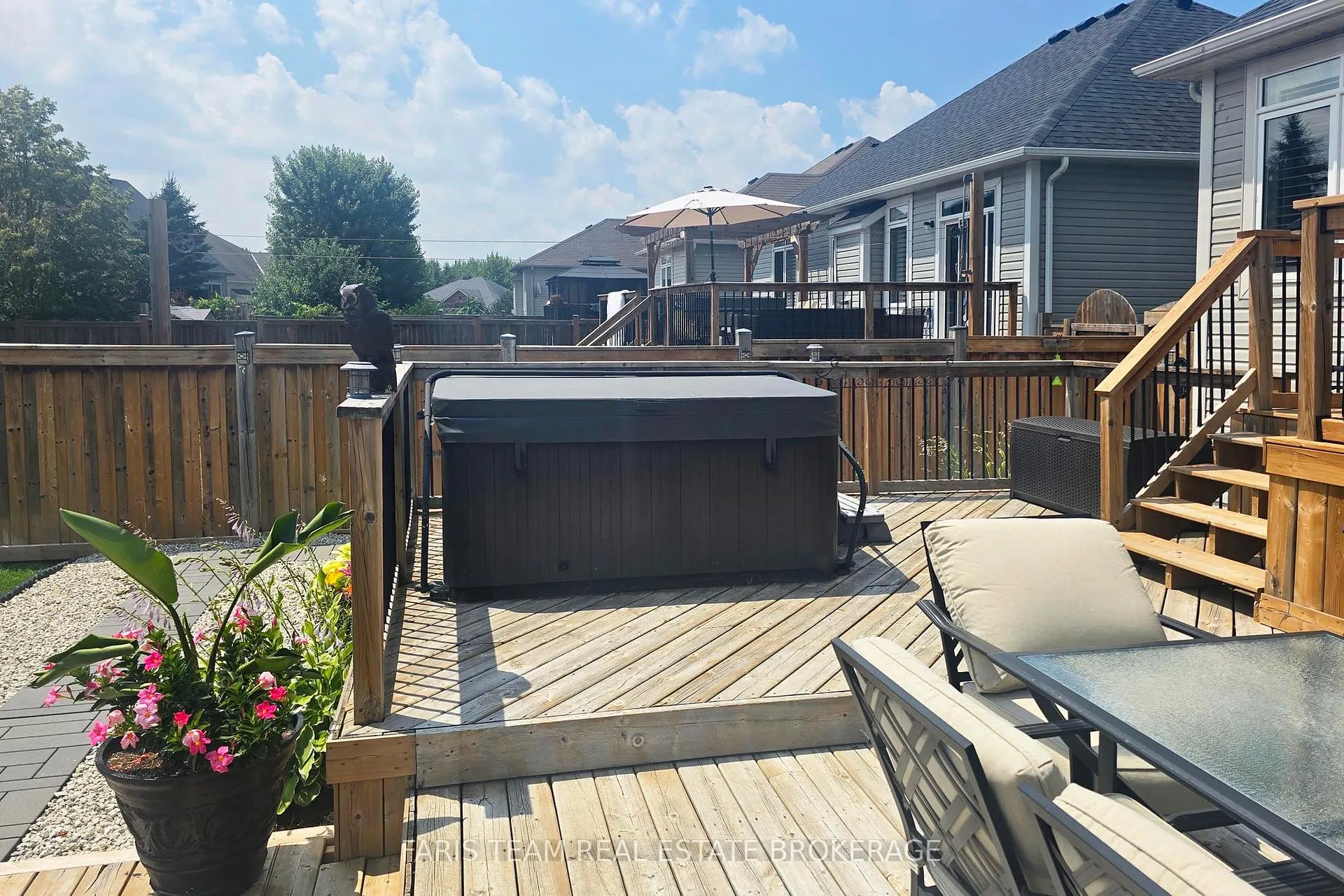 Photo 43 of 9 Broadpoint Street, Wasaga Beach — HOMEH