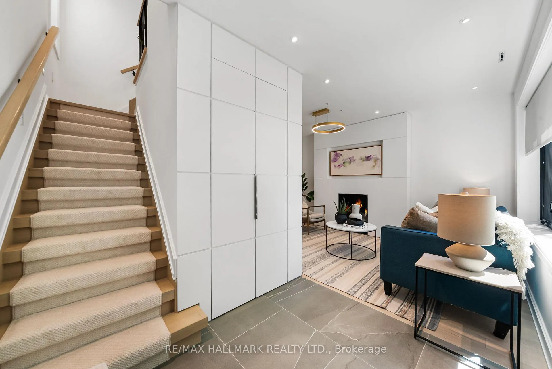 Photo 3 of 218 Woburn Avenue, Toronto, Lawrence Park North — HOMEH