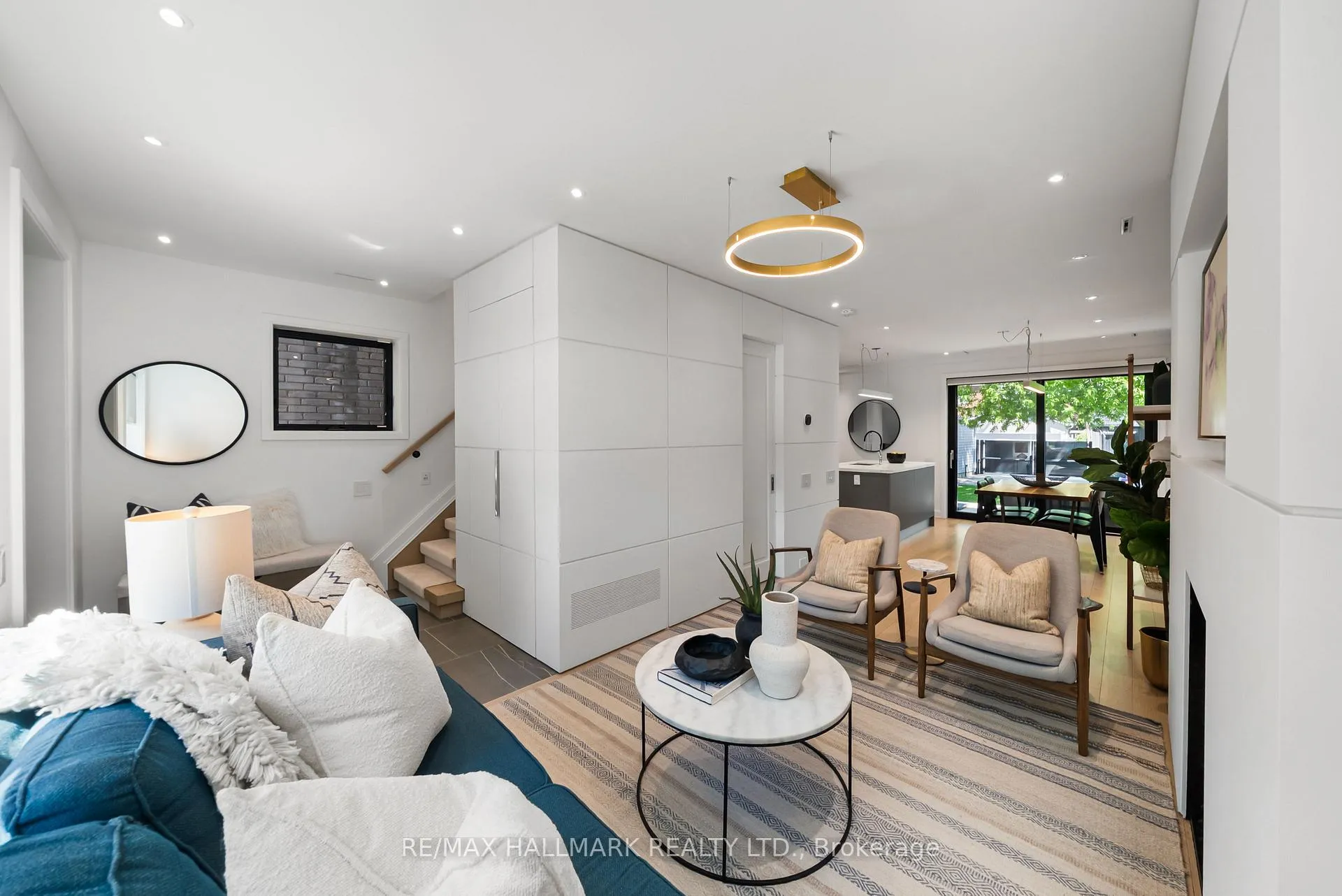 Photo 7 of 218 Woburn Avenue, Toronto, Lawrence Park North — HOMEH