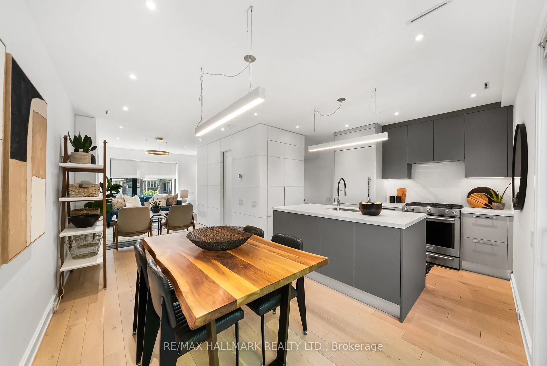 Photo 12 of 218 Woburn Avenue, Toronto, Lawrence Park North — HOMEH