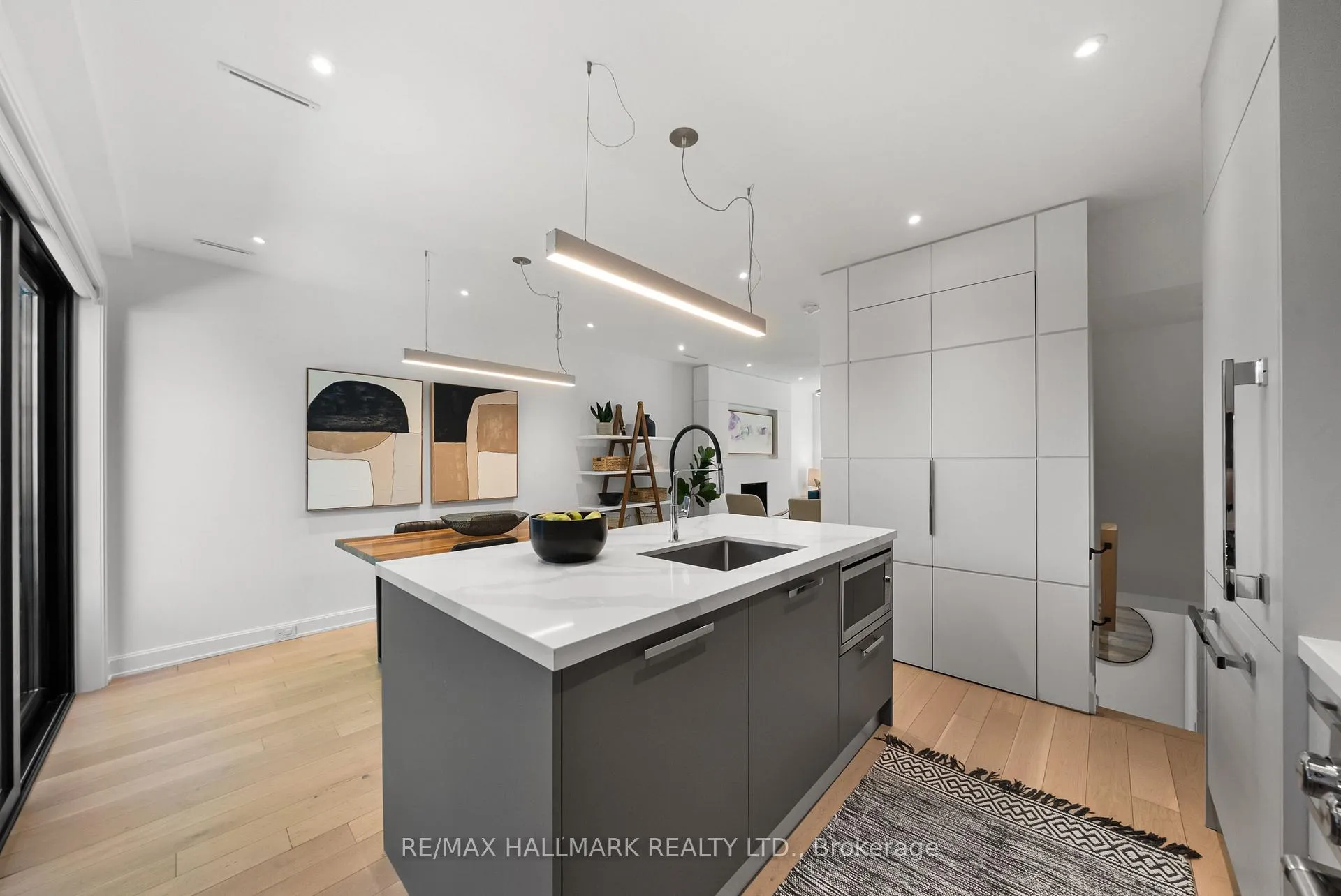 Photo 13 of 218 Woburn Avenue, Toronto, Lawrence Park North — HOMEH