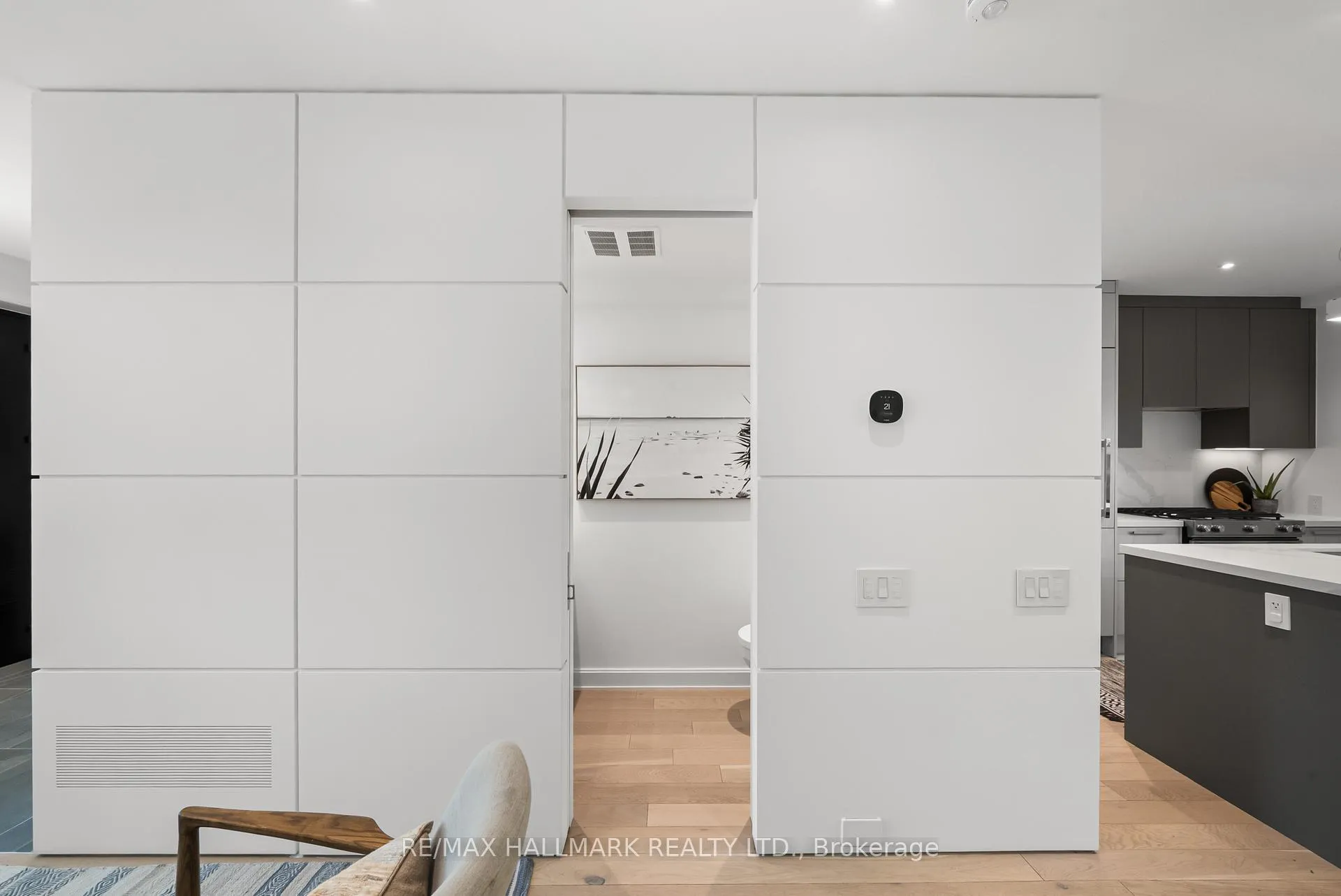 Photo 17 of 218 Woburn Avenue, Toronto, Lawrence Park North — HOMEH