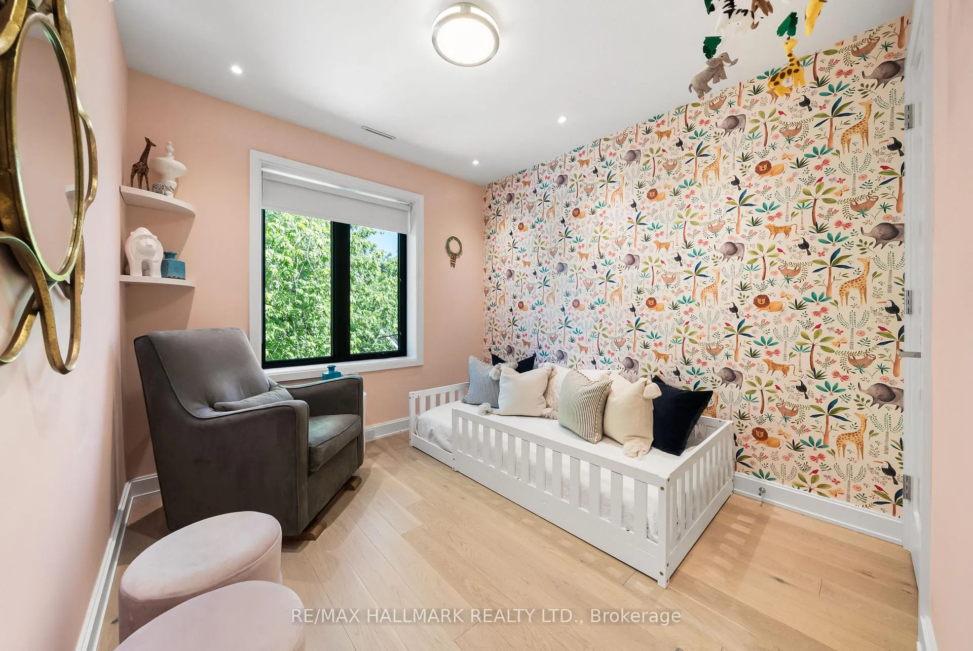 Photo 26 of 218 Woburn Avenue, Toronto, Lawrence Park North — HOMEH