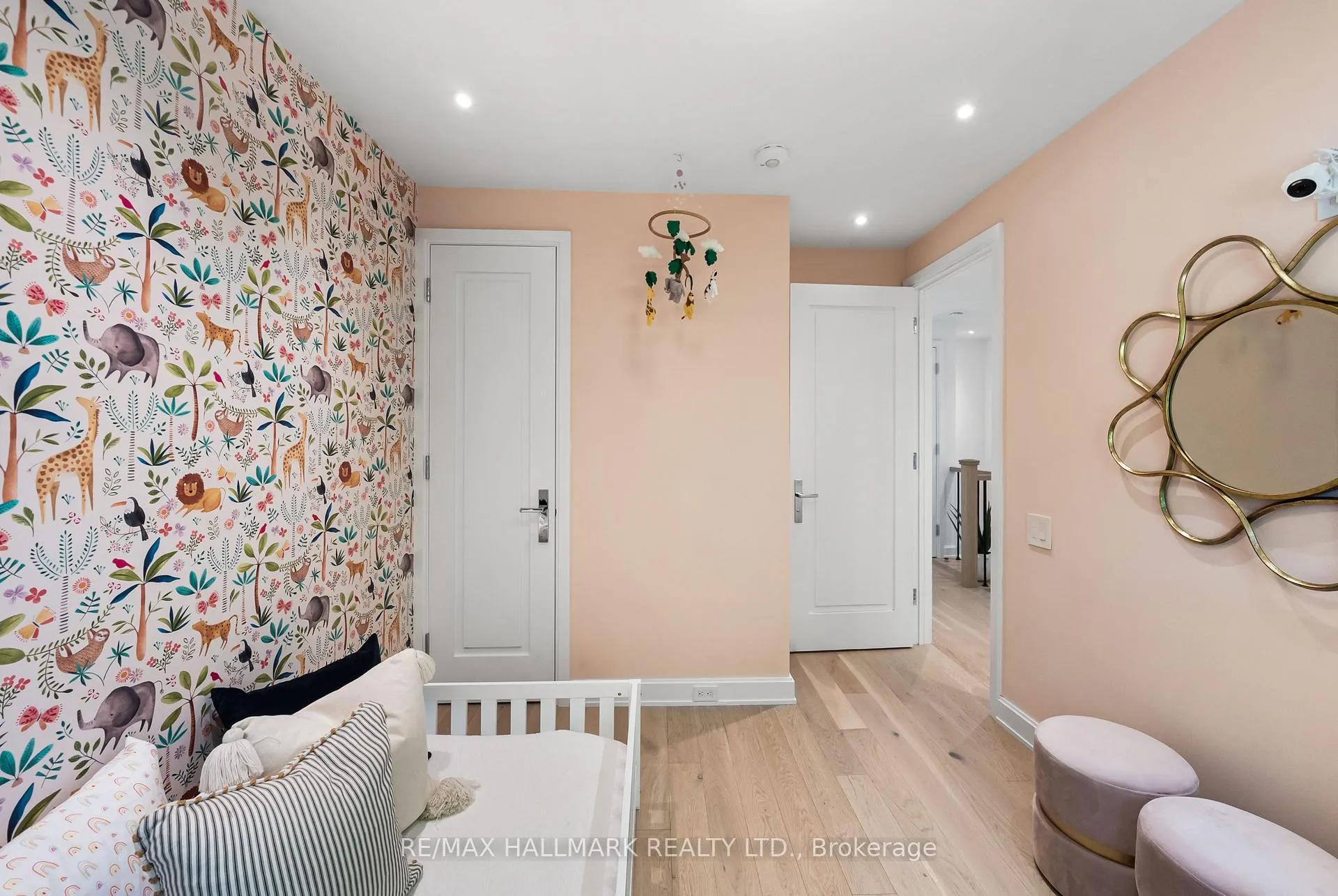 Photo 27 of 218 Woburn Avenue, Toronto, Lawrence Park North — HOMEH