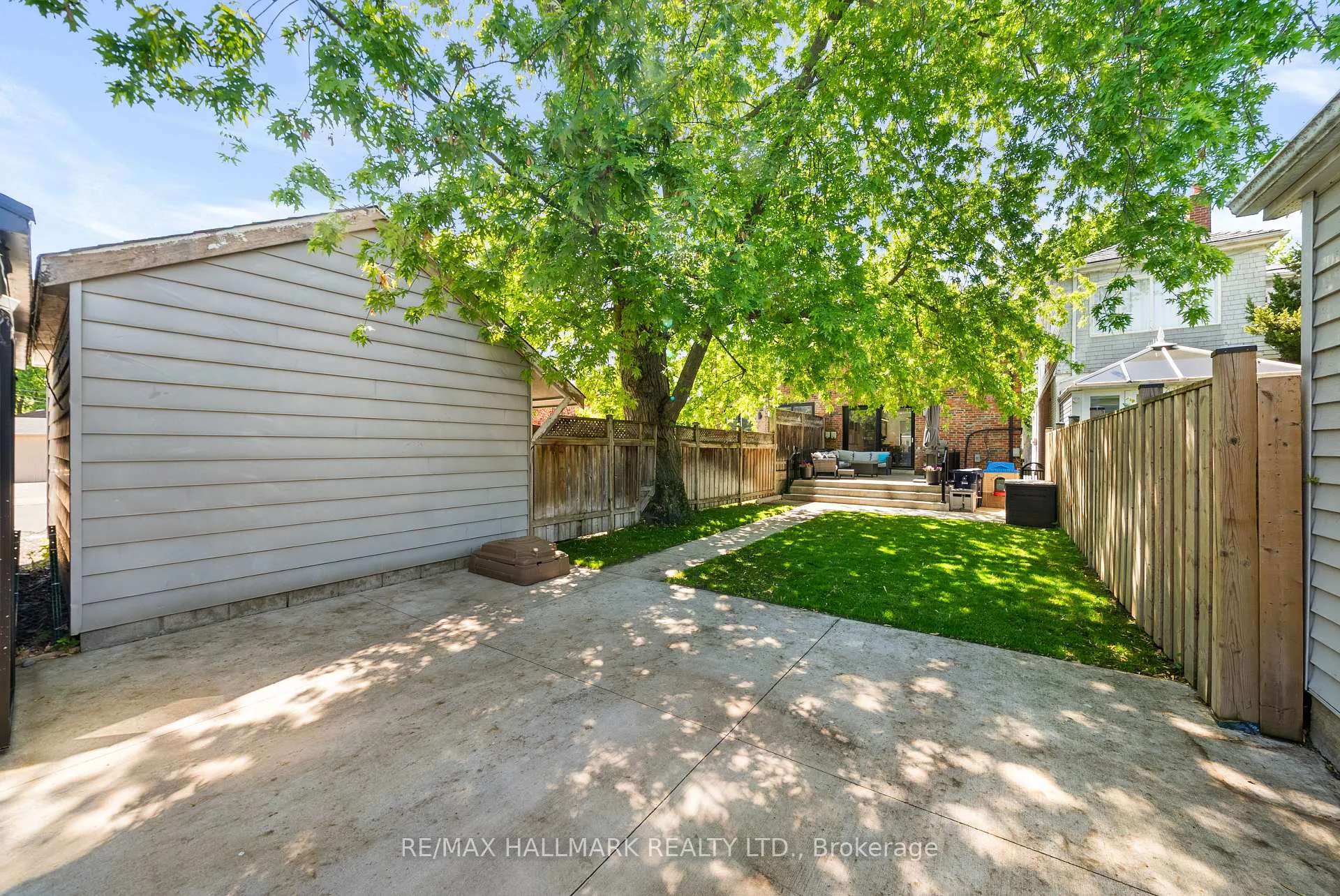 Photo 40 of 218 Woburn Avenue, Toronto, Lawrence Park North — HOMEH