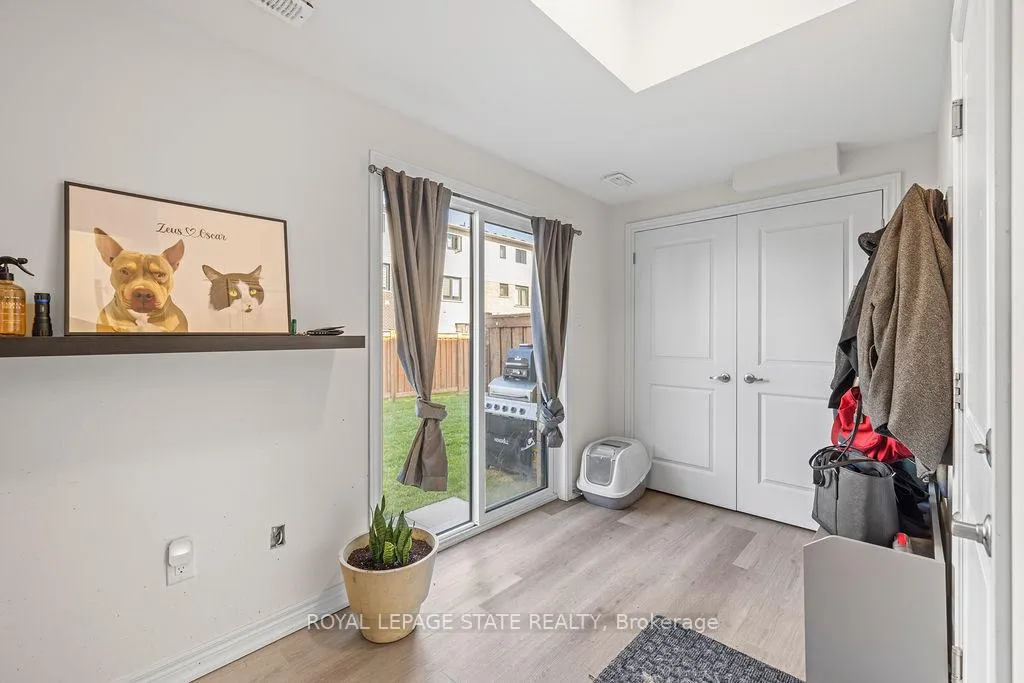 Photo 8 of 40 Radison Lane, Hamilton, McQuesten — HOMEH