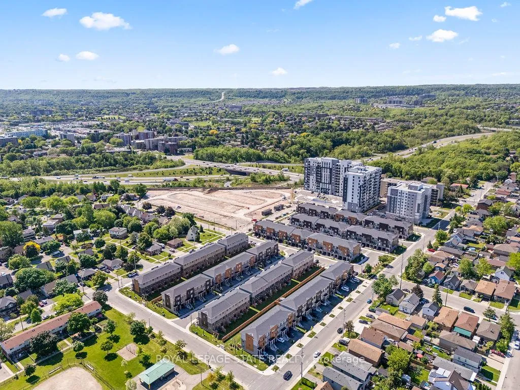 Photo 39 of 40 Radison Lane, Hamilton, McQuesten — HOMEH