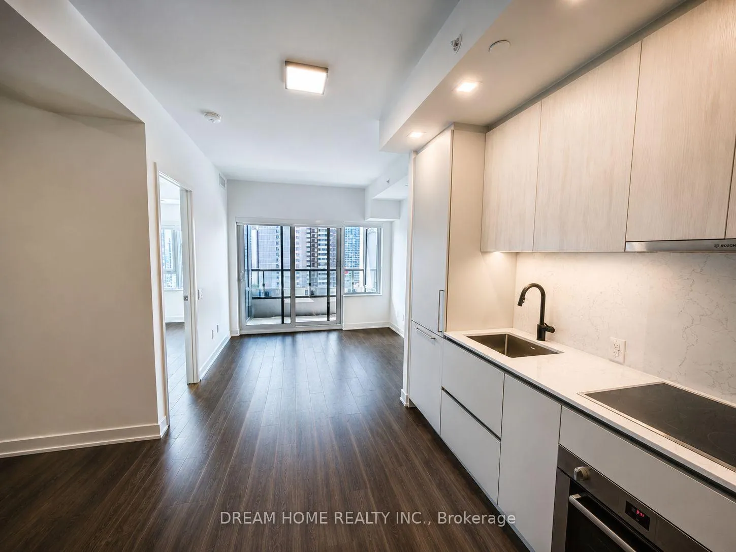Photo 3 of Unit 1701, 609 Sherbourne Street, Toronto, North St. James Town — HOMEH