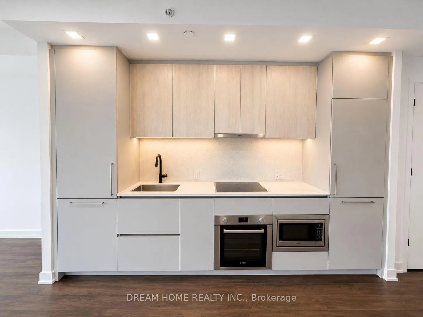 Photo 4 of Unit 1701, 609 Sherbourne Street, Toronto, North St. James Town — HOMEH