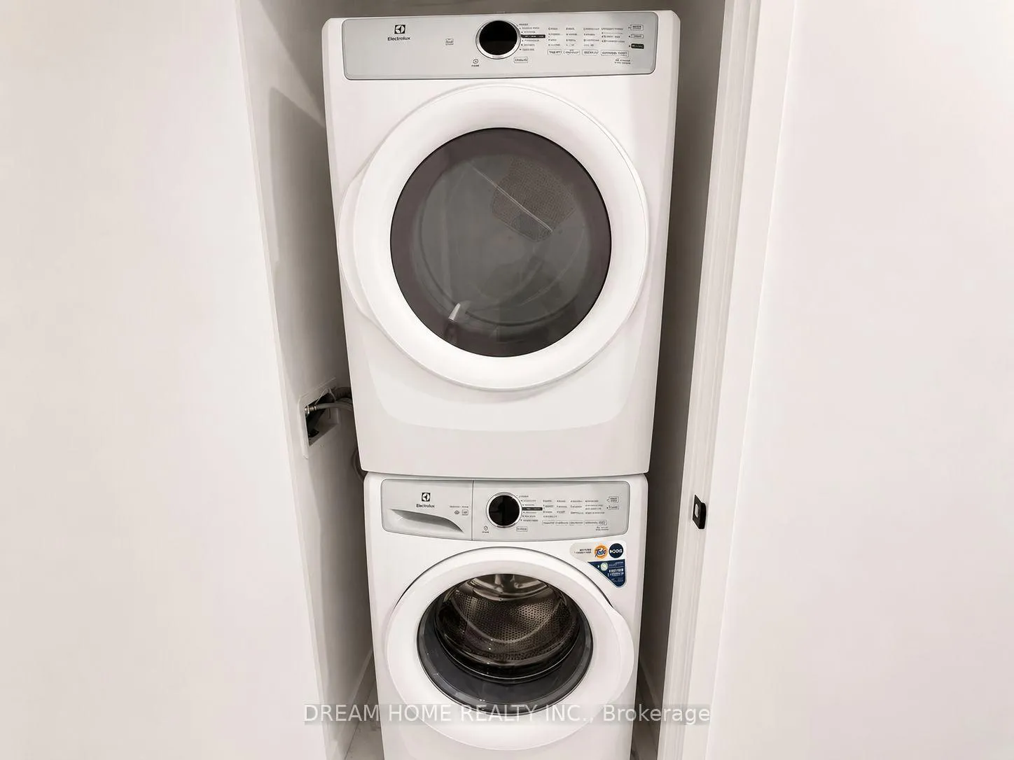 Photo 14 of Unit 1701, 609 Sherbourne Street, Toronto, North St. James Town — HOMEH