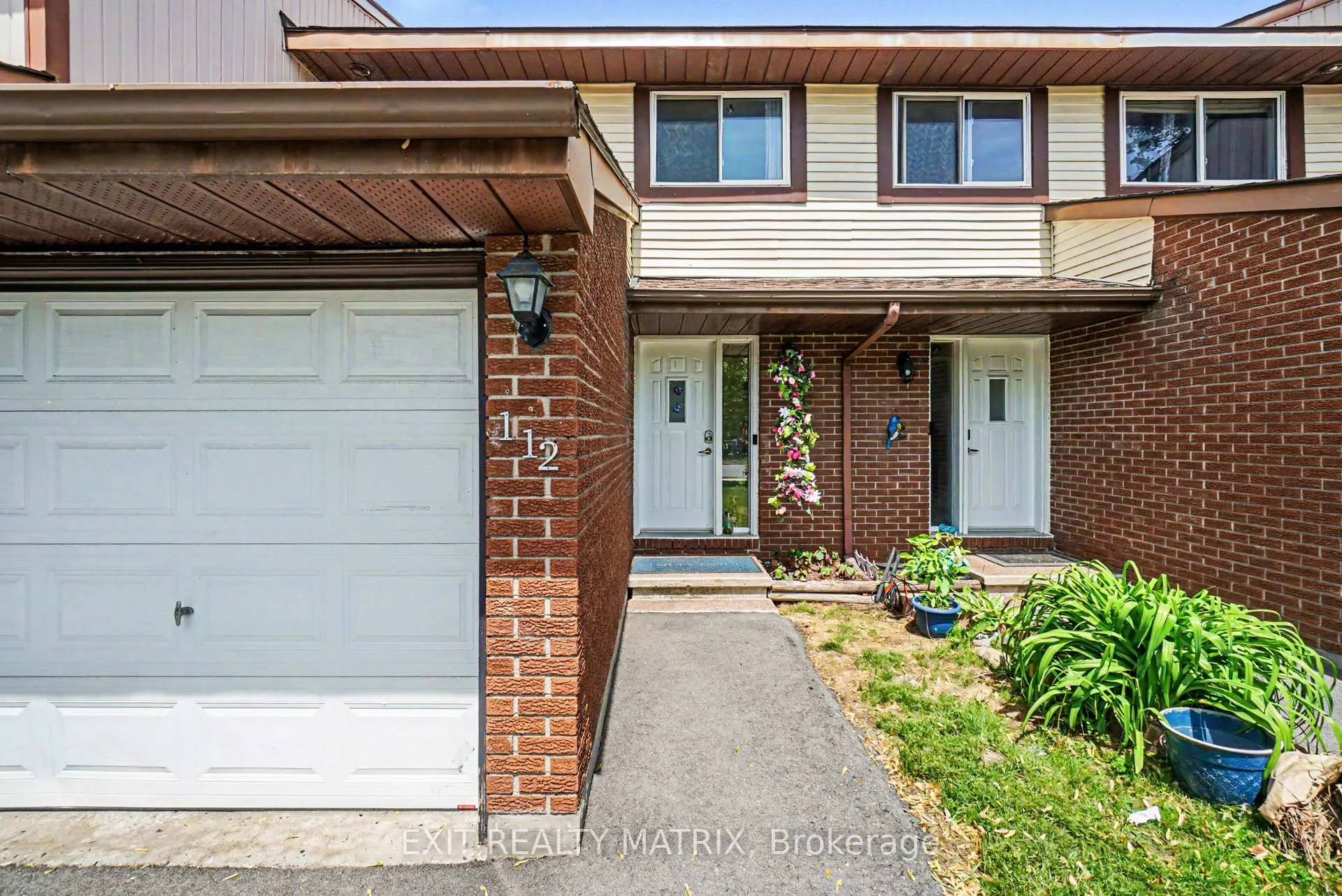 Photo 2 of 112 Castlefrank Road, Ottawa, Kanata - Glencairn/Hazeldean — HOMEH