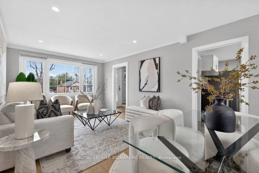 Photo 12 of 3244 St Clair Avenue E, Scarborough, Clairlea-Birchmount — HOMEH
