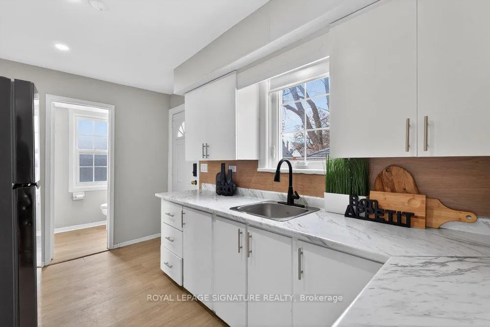 Photo 14 of 3244 St Clair Avenue E, Scarborough, Clairlea-Birchmount — HOMEH