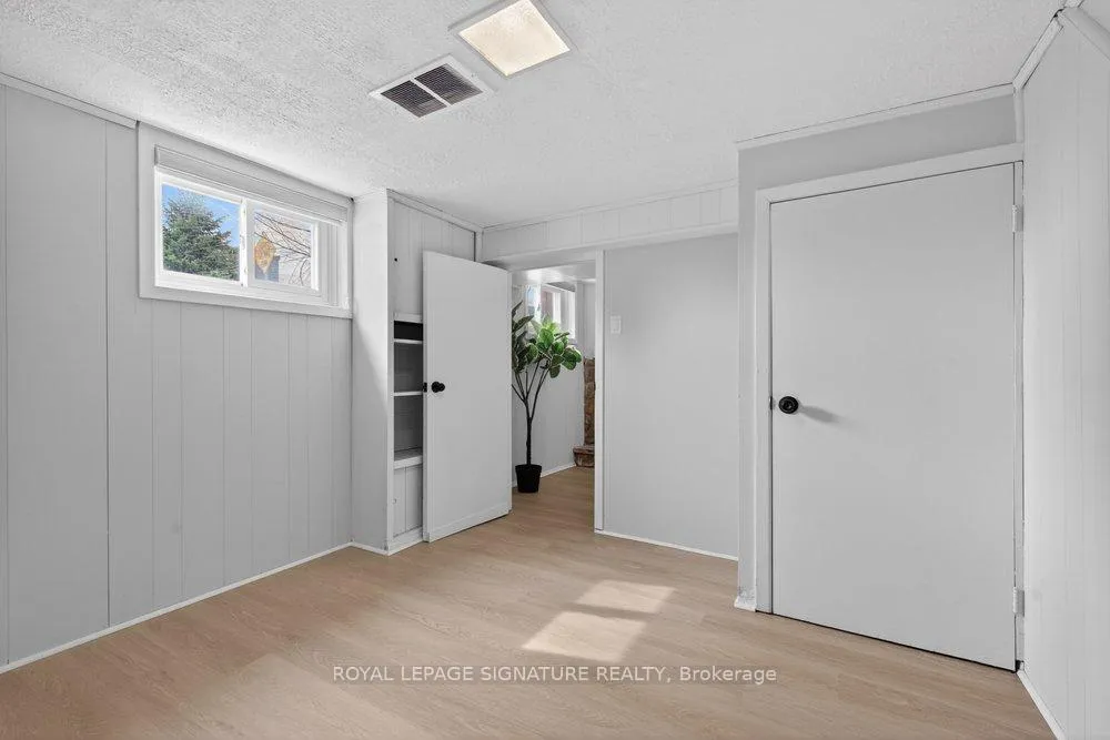 Photo 42 of 3244 St Clair Avenue E, Scarborough, Clairlea-Birchmount — HOMEH