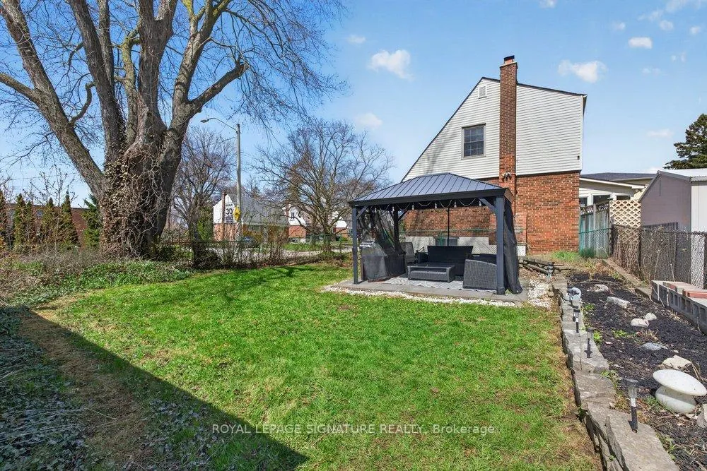 Photo 46 of 3244 St Clair Avenue E, Scarborough, Clairlea-Birchmount — HOMEH