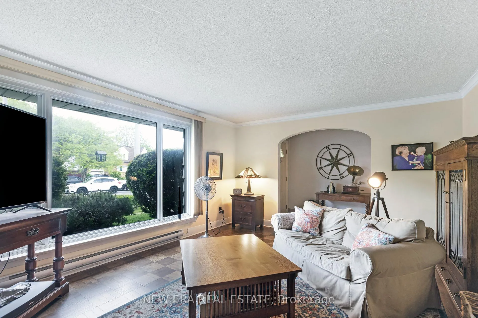 Photo 7 of 45 Mattice Avenue, Etobicoke, Islington-City Centre West — HOMEH