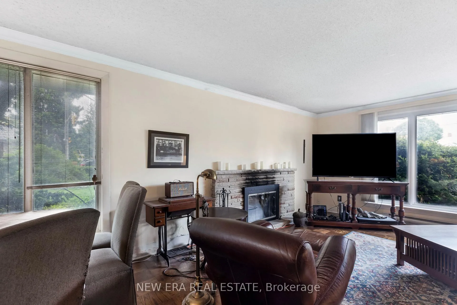 Photo 11 of 45 Mattice Avenue, Etobicoke, Islington-City Centre West — HOMEH