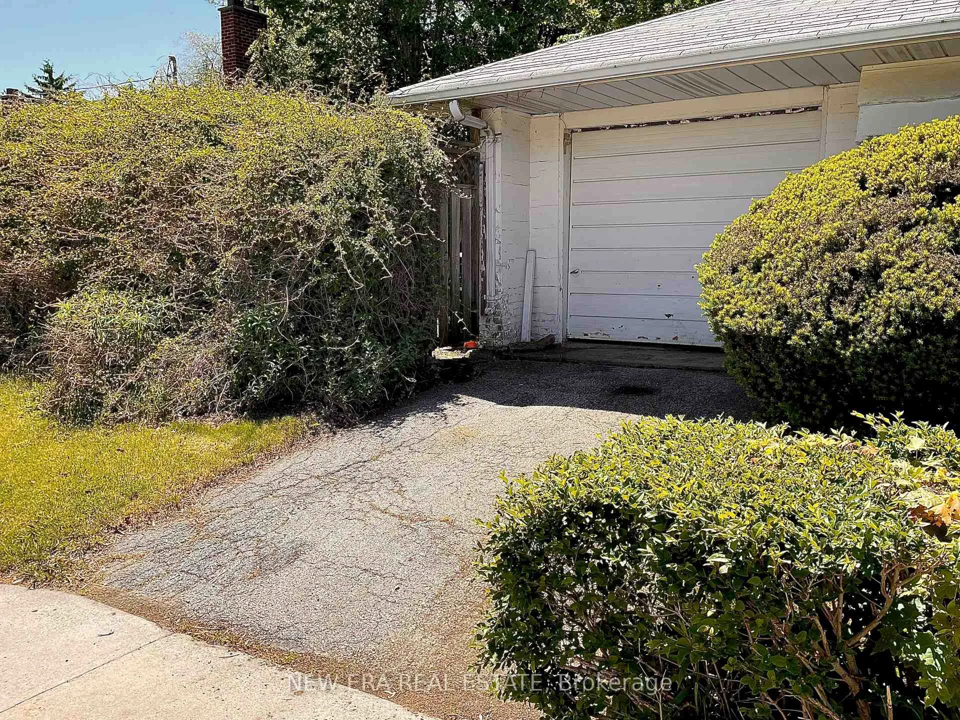 Photo 21 of 45 Mattice Avenue, Etobicoke, Islington-City Centre West — HOMEH