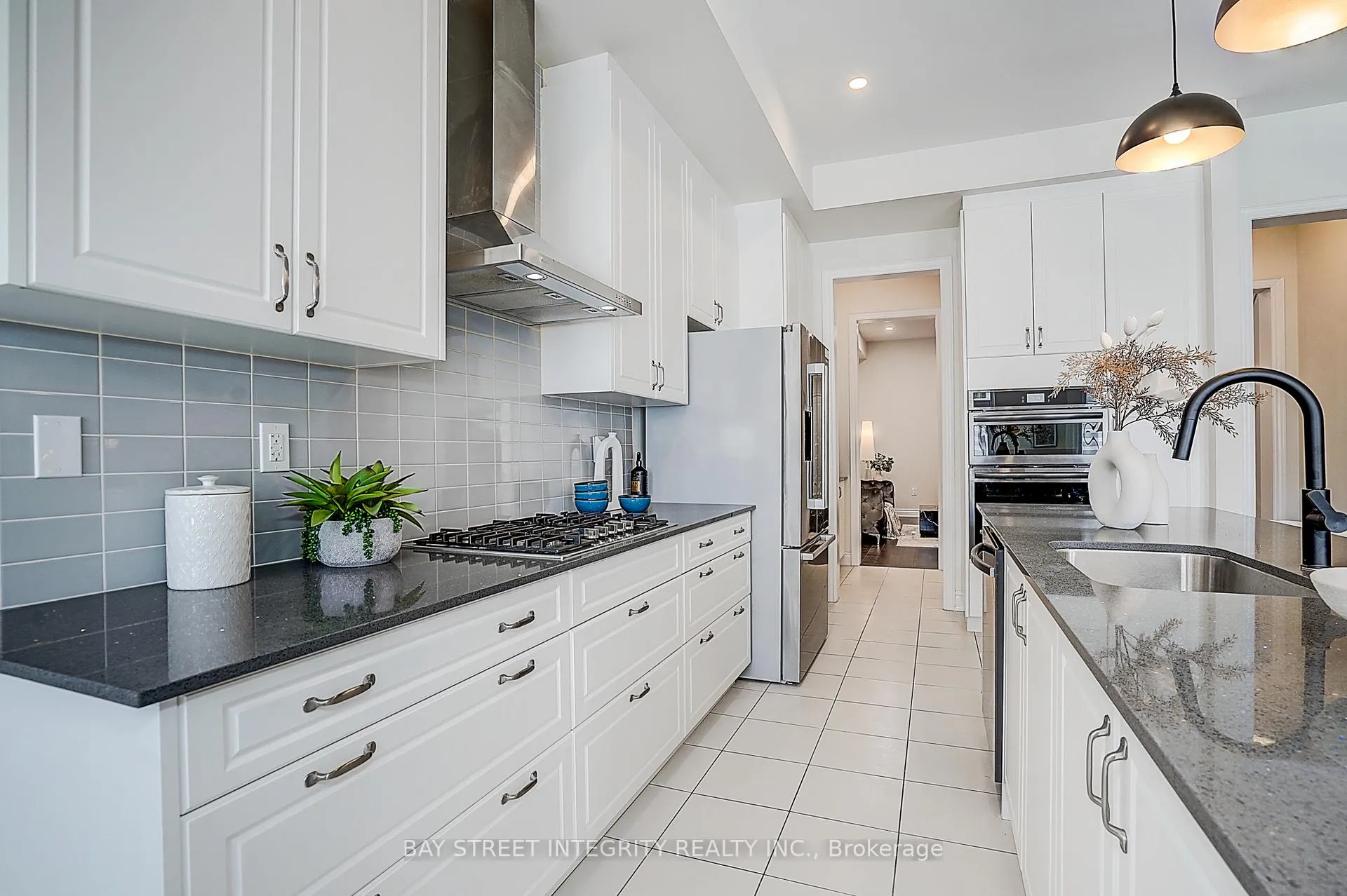 Photo 7 of 38 Settlers Road E, Oakville, Glenorchy — HOMEH