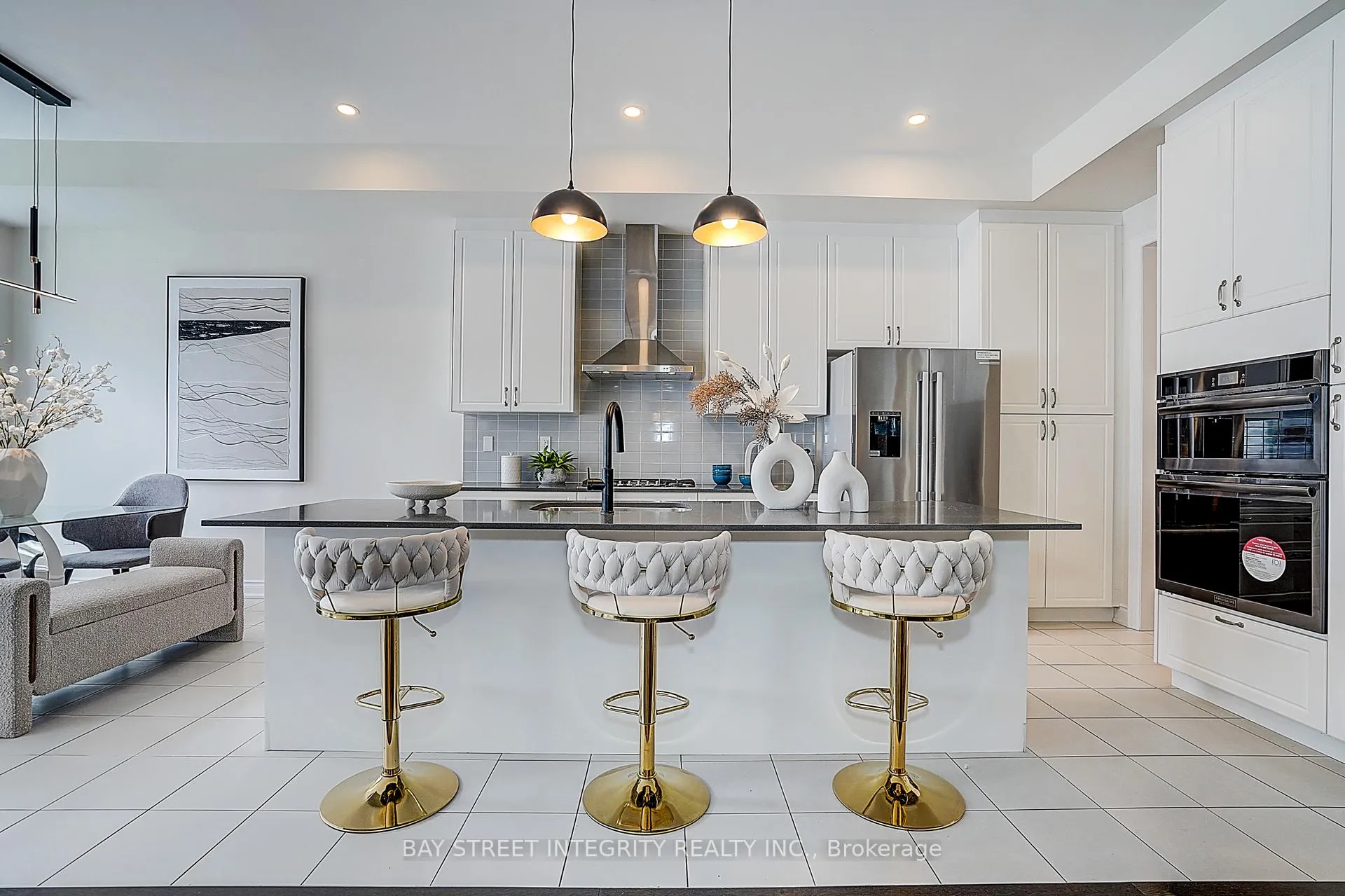 Photo 9 of 38 Settlers Road E, Oakville, Glenorchy — HOMEH