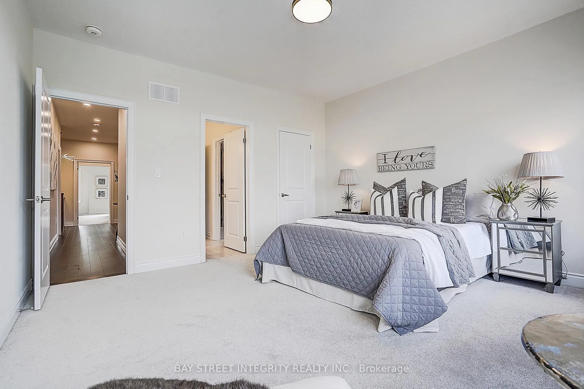 Photo 33 of 38 Settlers Road E, Oakville, Glenorchy — HOMEH