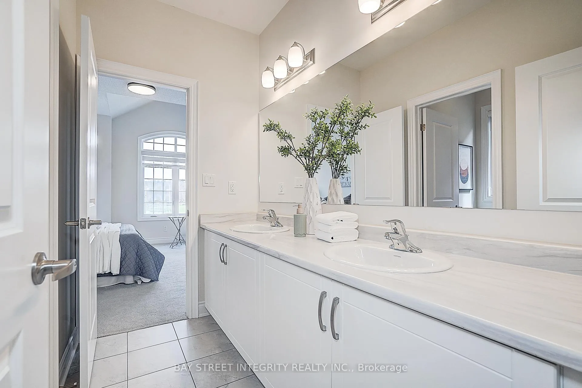 Photo 35 of 38 Settlers Road E, Oakville, Glenorchy — HOMEH