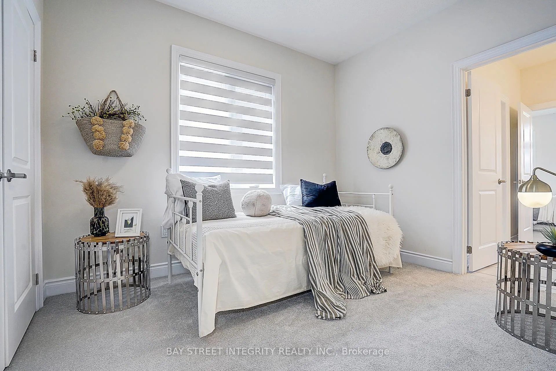 Photo 36 of 38 Settlers Road E, Oakville, Glenorchy — HOMEH