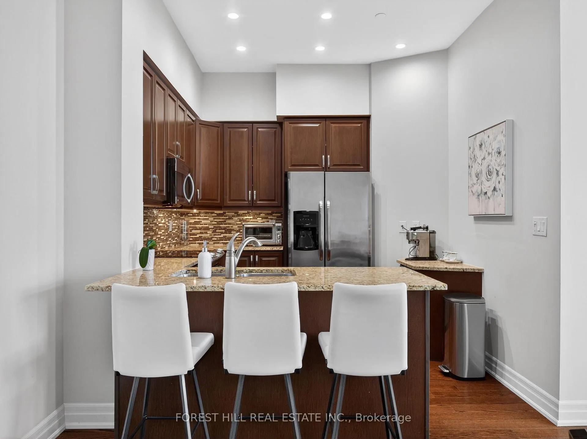 Photo 4 of Unit 609, 111 Civic Square Gate, Aurora, Bayview Wellington — HOMEH