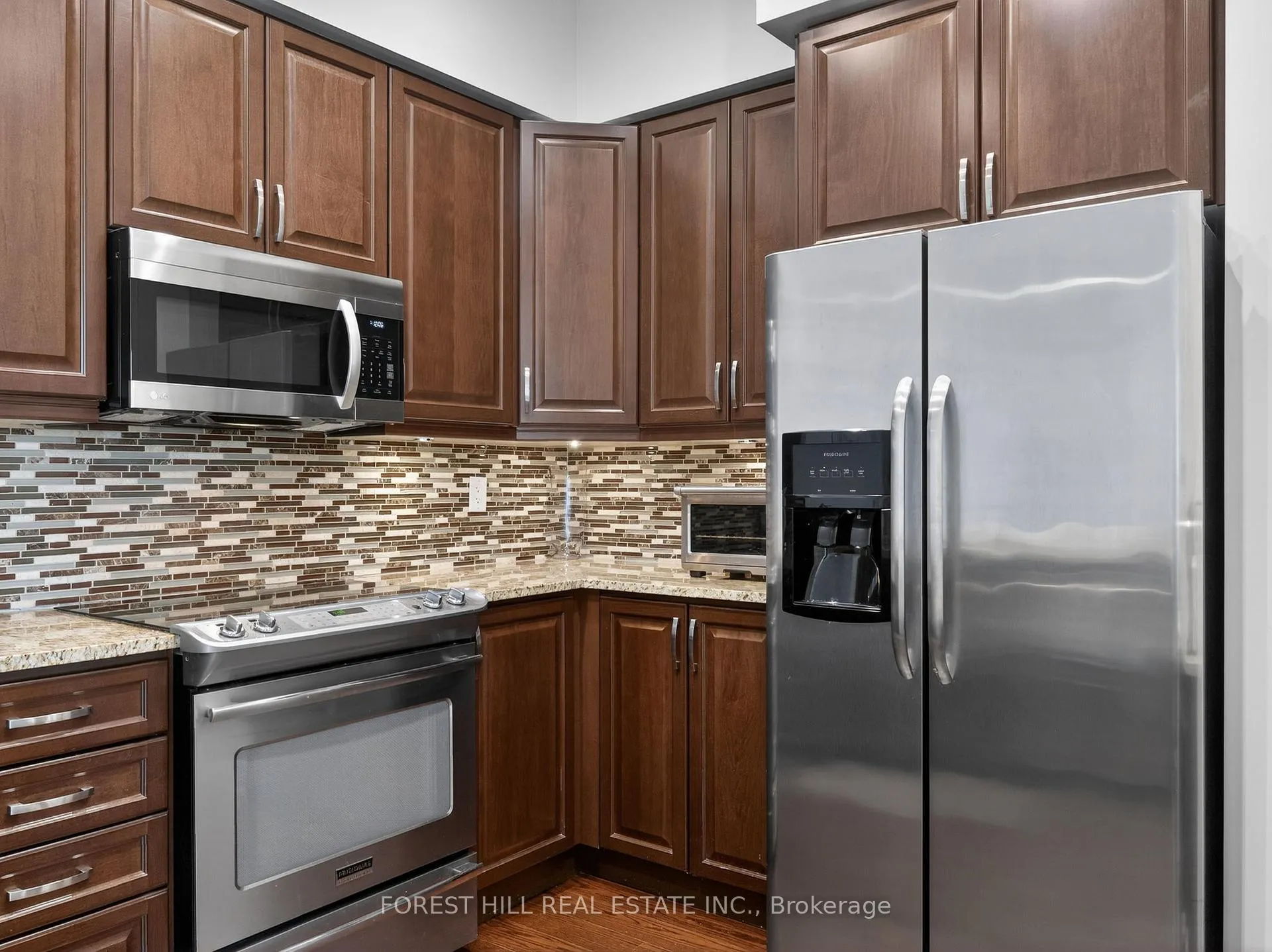 Photo 6 of Unit 609, 111 Civic Square Gate, Aurora, Bayview Wellington — HOMEH