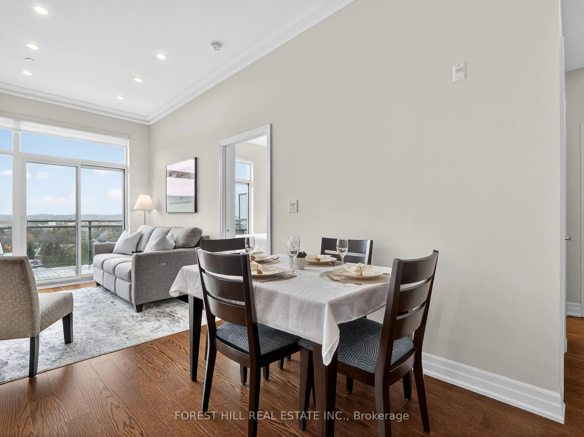 Photo 7 of Unit 609, 111 Civic Square Gate, Aurora, Bayview Wellington — HOMEH