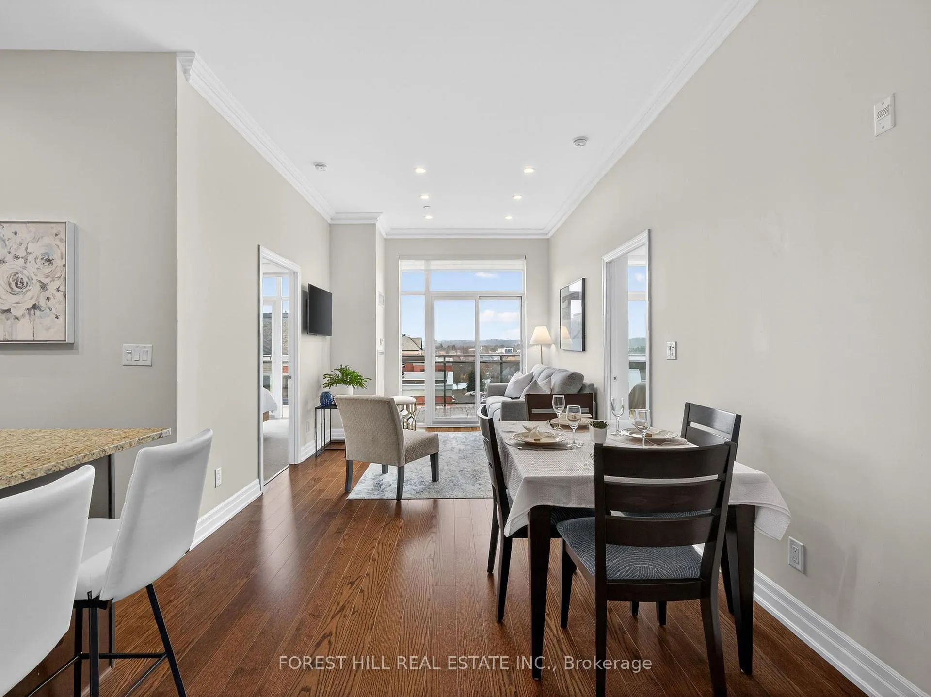 Photo 8 of Unit 609, 111 Civic Square Gate, Aurora, Bayview Wellington — HOMEH
