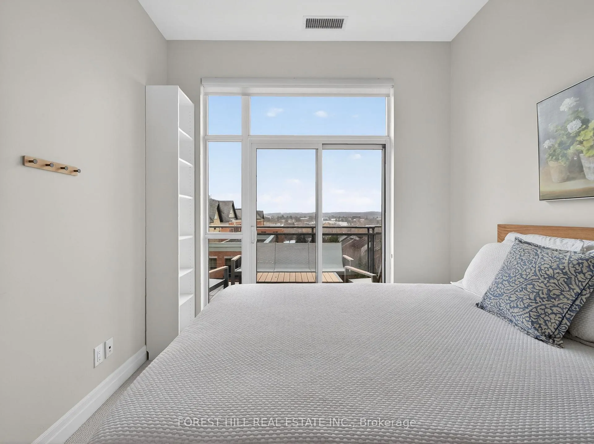 Photo 15 of Unit 609, 111 Civic Square Gate, Aurora, Bayview Wellington — HOMEH