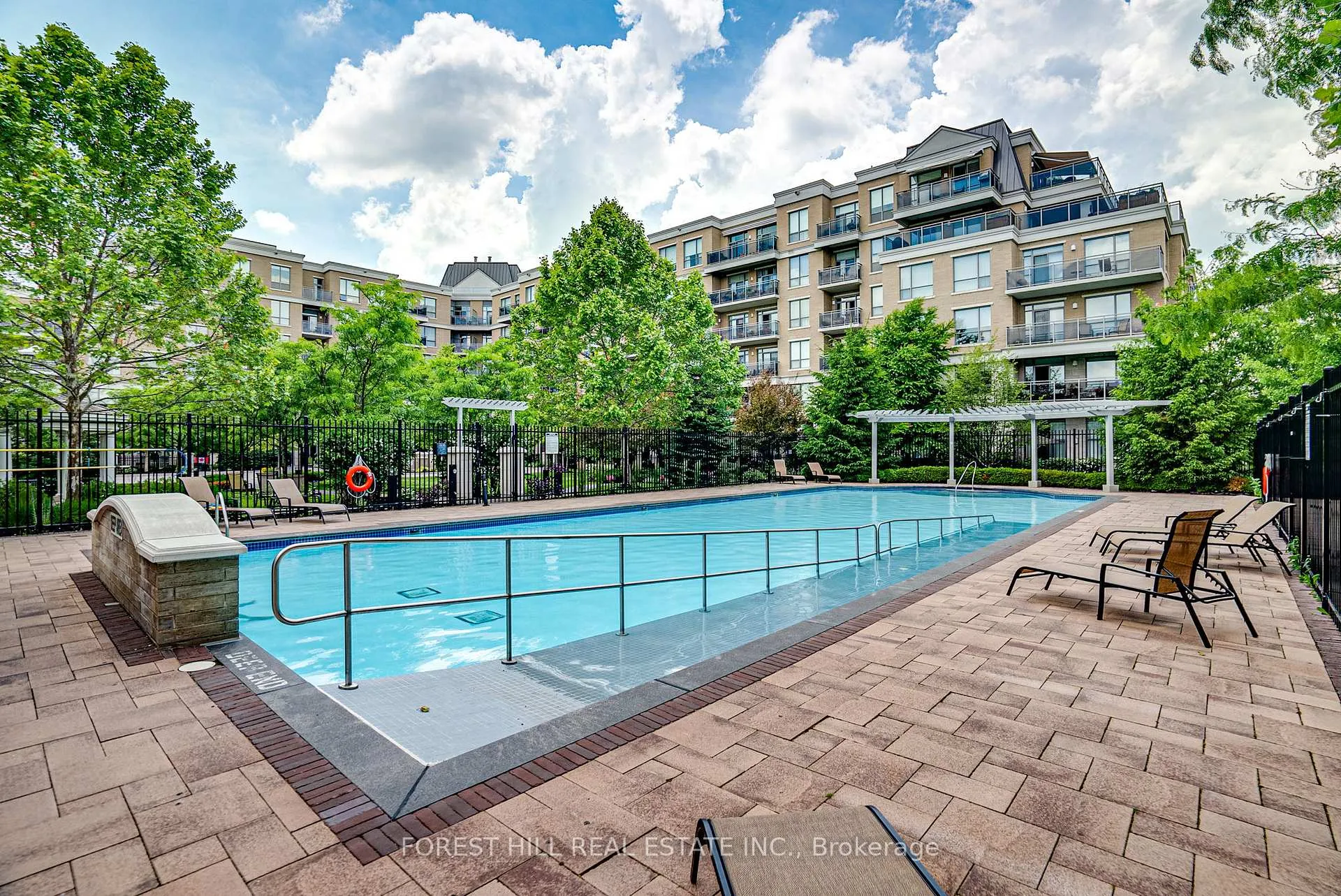 Photo 21 of Unit 609, 111 Civic Square Gate, Aurora, Bayview Wellington — HOMEH